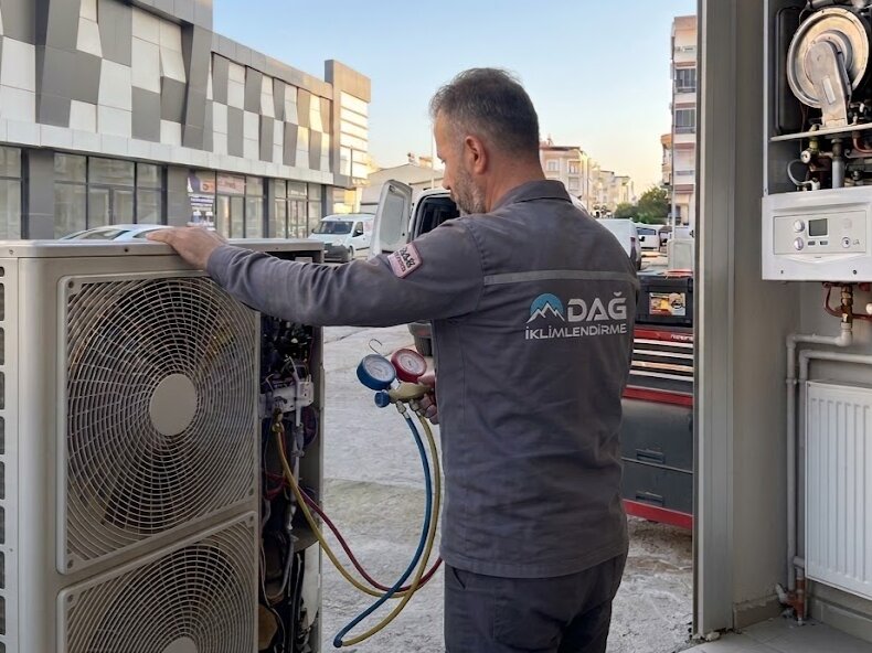 Dağ İklimlendirme Adana Kurumsal Ekip Fotoğrafı